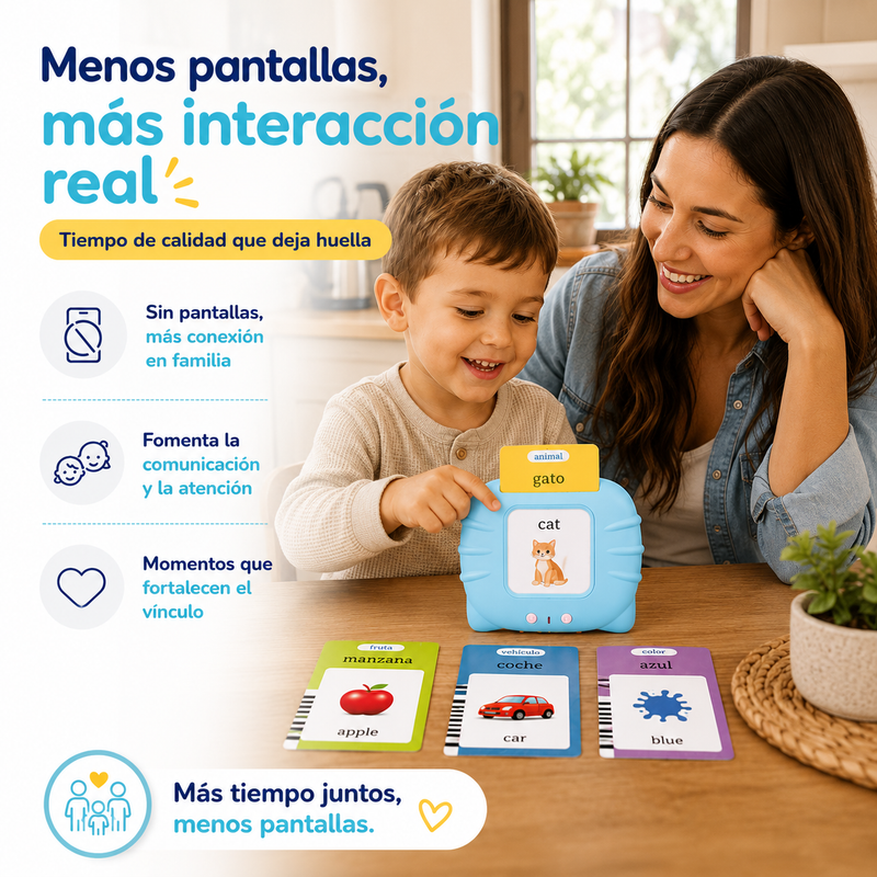 Niño aprendiendo con tarjetas